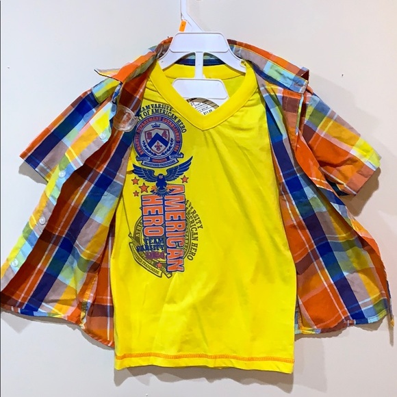 Short sleeve button up shirt w/ T and Jean shorts - Picture 3 of 5